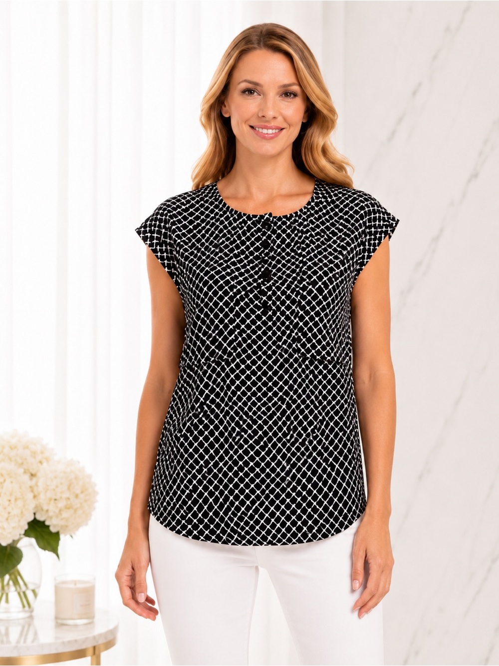 NY & Company Black White Pattern Blouse Cap Sleeve Office Top NWT M